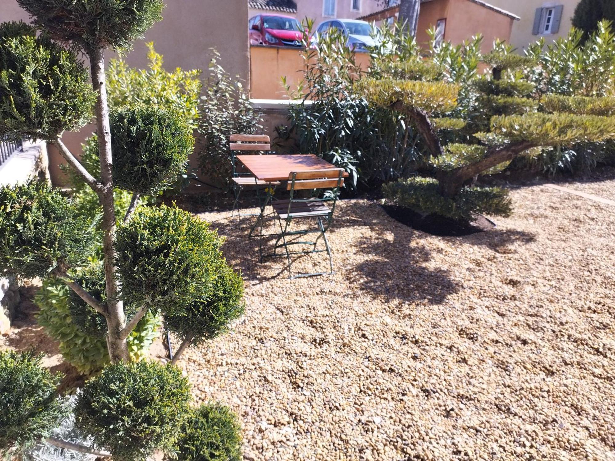 Le Mas De Roussillon Roussillon en Isere Exteriör bild